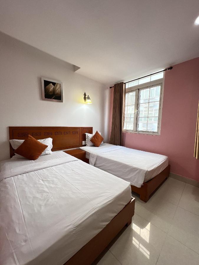 Valentine Luxury Hotel - 31 Bui Vien Street Ho Chi Minh-stad Buitenkant foto