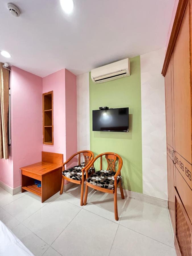 Valentine Luxury Hotel - 31 Bui Vien Street Ho Chi Minh-stad Buitenkant foto