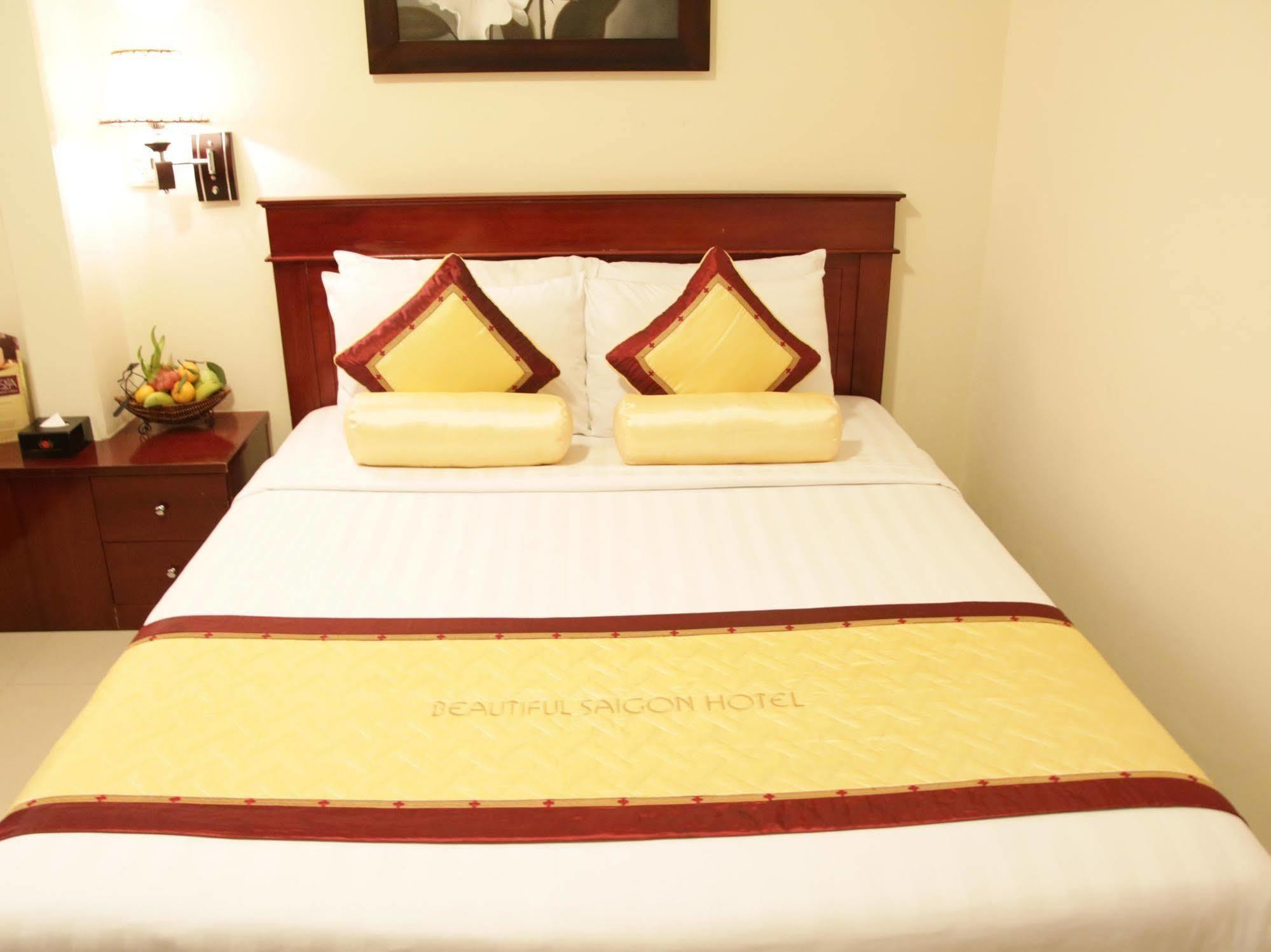 Valentine Luxury Hotel - 31 Bui Vien Street Ho Chi Minh-stad Buitenkant foto